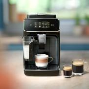 PHILIPS Series 2300 Kaffeevollautomat Latte Go EP2334/10 inkl. Saeco/Philips Wartungskit Aqua Clean (CA6707/10), Wertgarantie 5 Jahre Komfort - 500