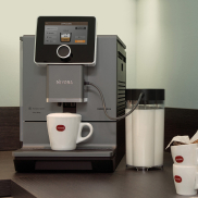 NIVONA CafeRomatica 970  inkl. Nivona CoffeeBag (3 x 250g) Kaffeebohnen, Nivona Rundum-Pflegepaket, Wertgarantie 5 Jahre Komfort - 1500